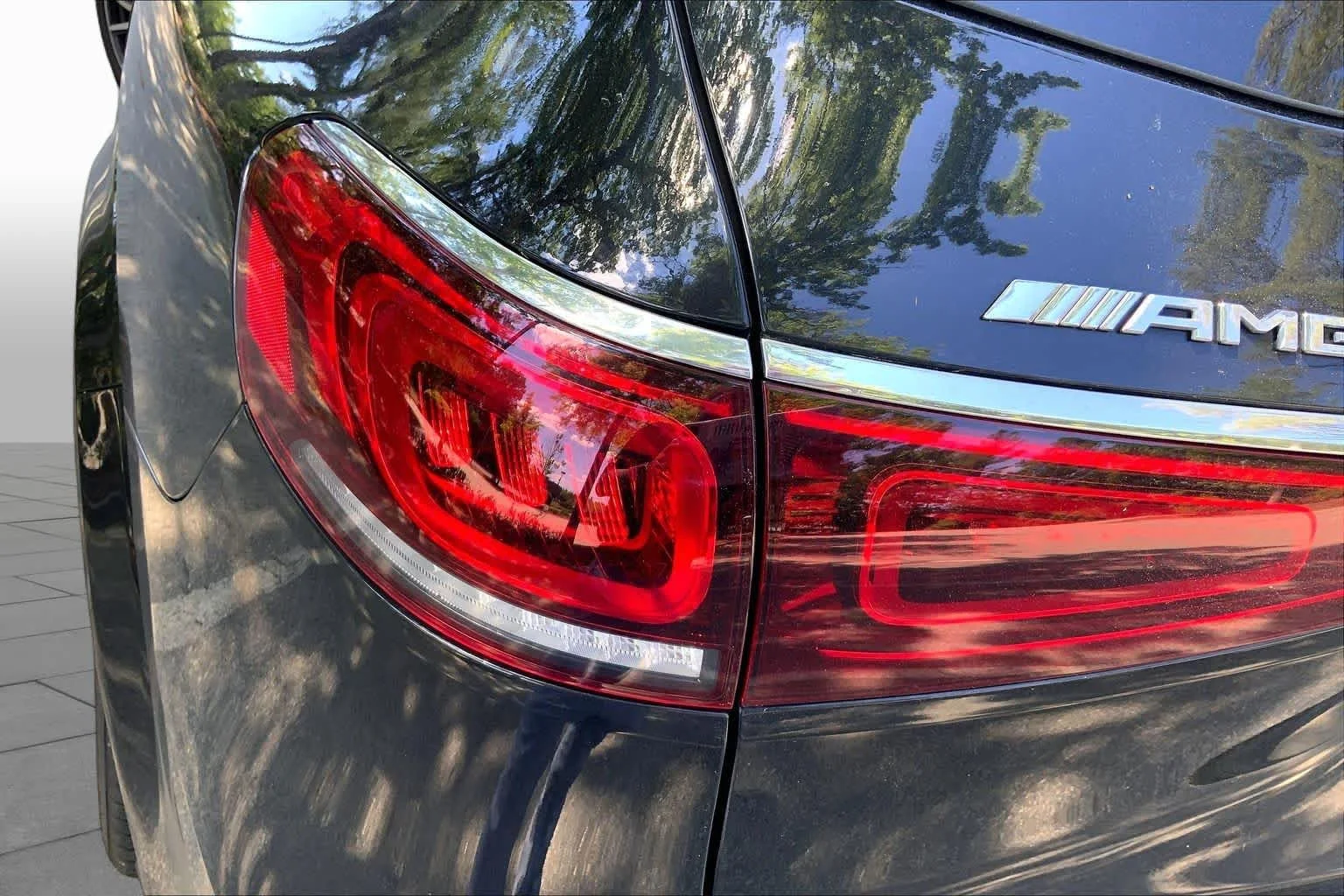 Used 2022 Obsidian Black Metallic Mercedes-Benz AMG® GLS 63 image 27