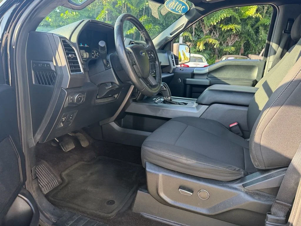 Used 2016 Shadow Black Ford XLT image 10