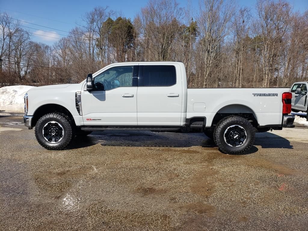 New 2026 Avalanche Ford F-250® Lariat® image 7