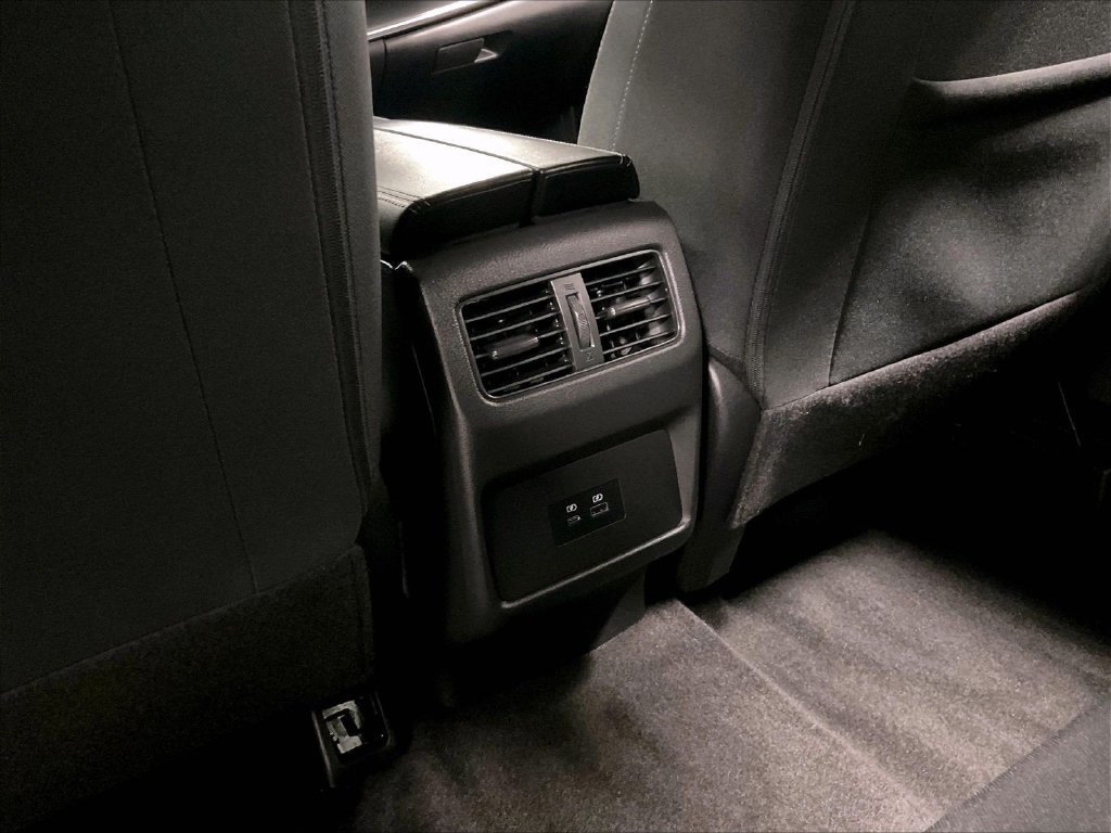Used 2023 Gray Nissan SV image 28