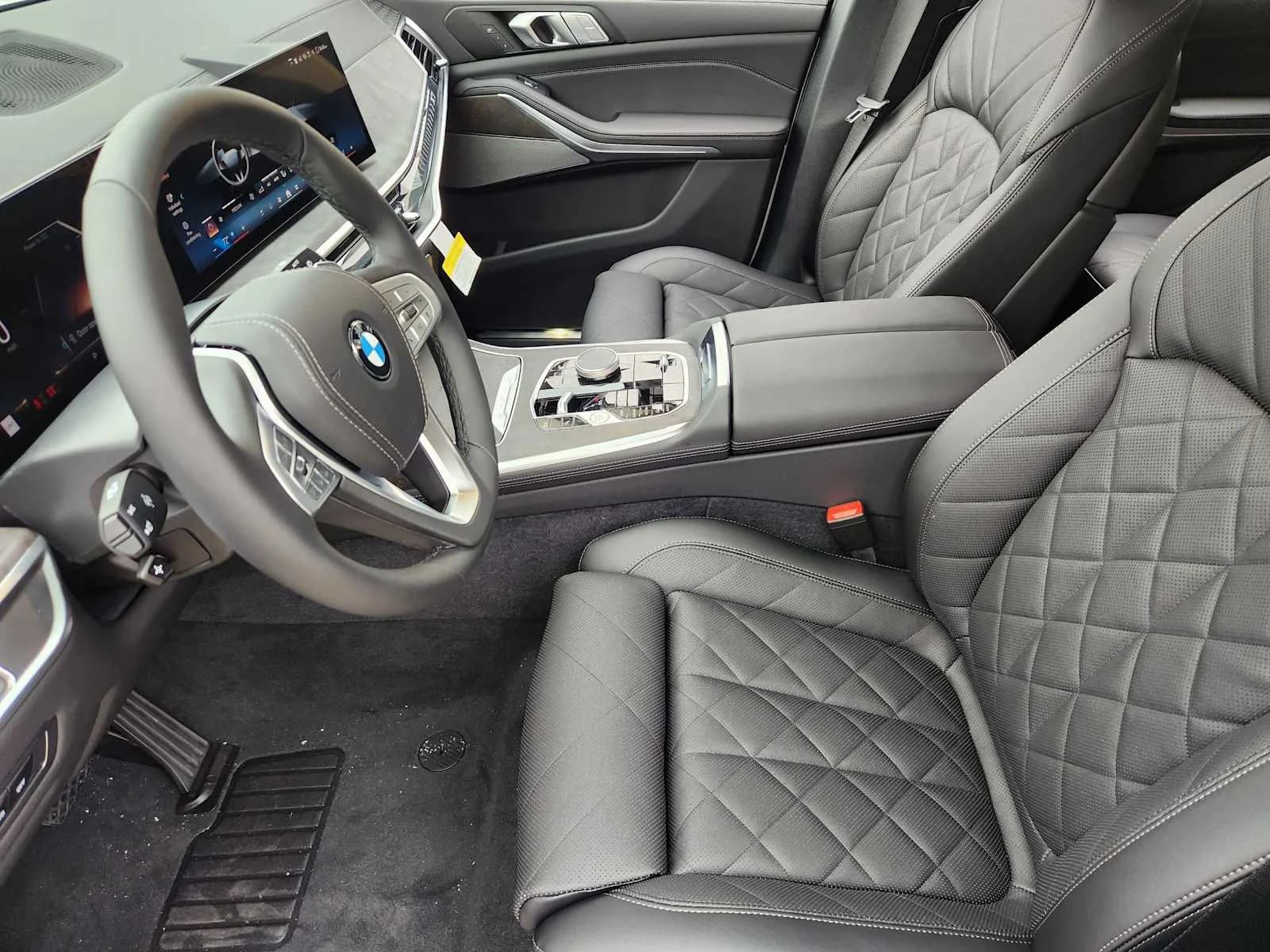New 2027 Mineral White Metallic BMW xDrive40i image 4