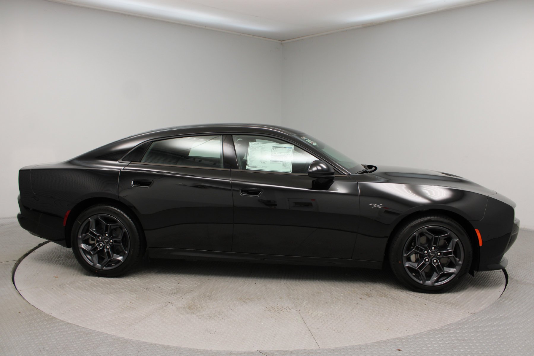 2026 Dodge Charger R/T - Photo 20