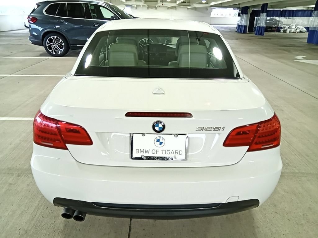 Used 2012 Alpine White BMW 328i image 6
