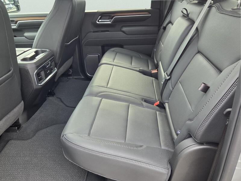 Used 2025 Sterling Metallic GMC 4WD CREW CAB 159" DENALI image 13