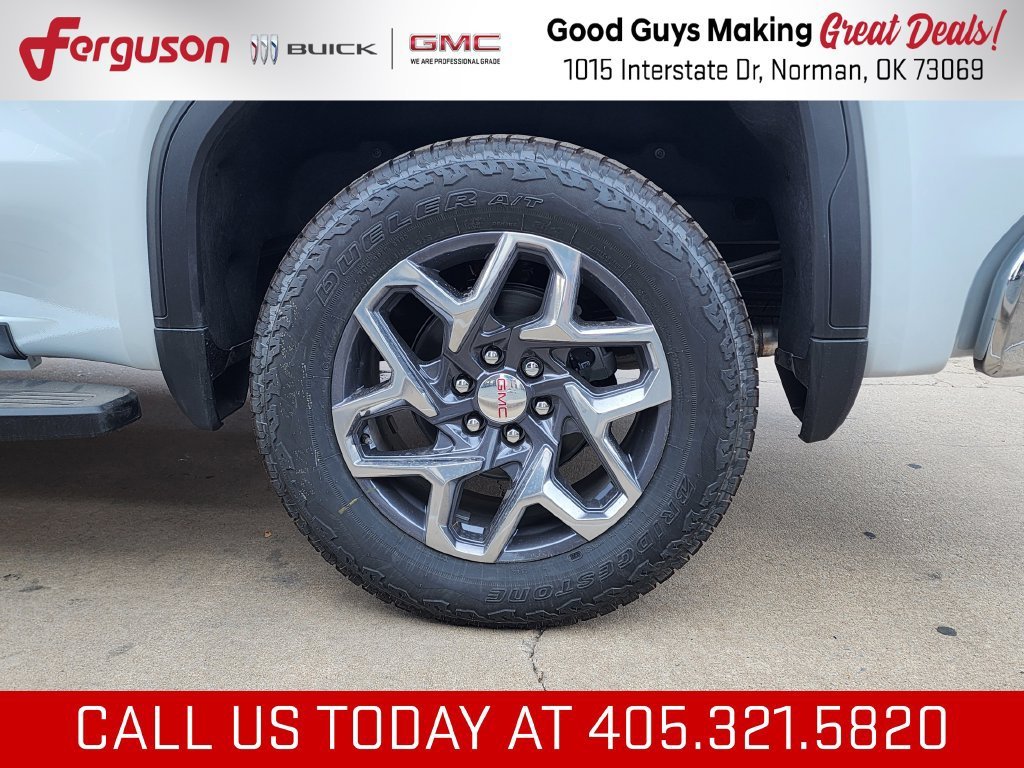 2026 GMC Sierra 1500 SLT - Photo 52