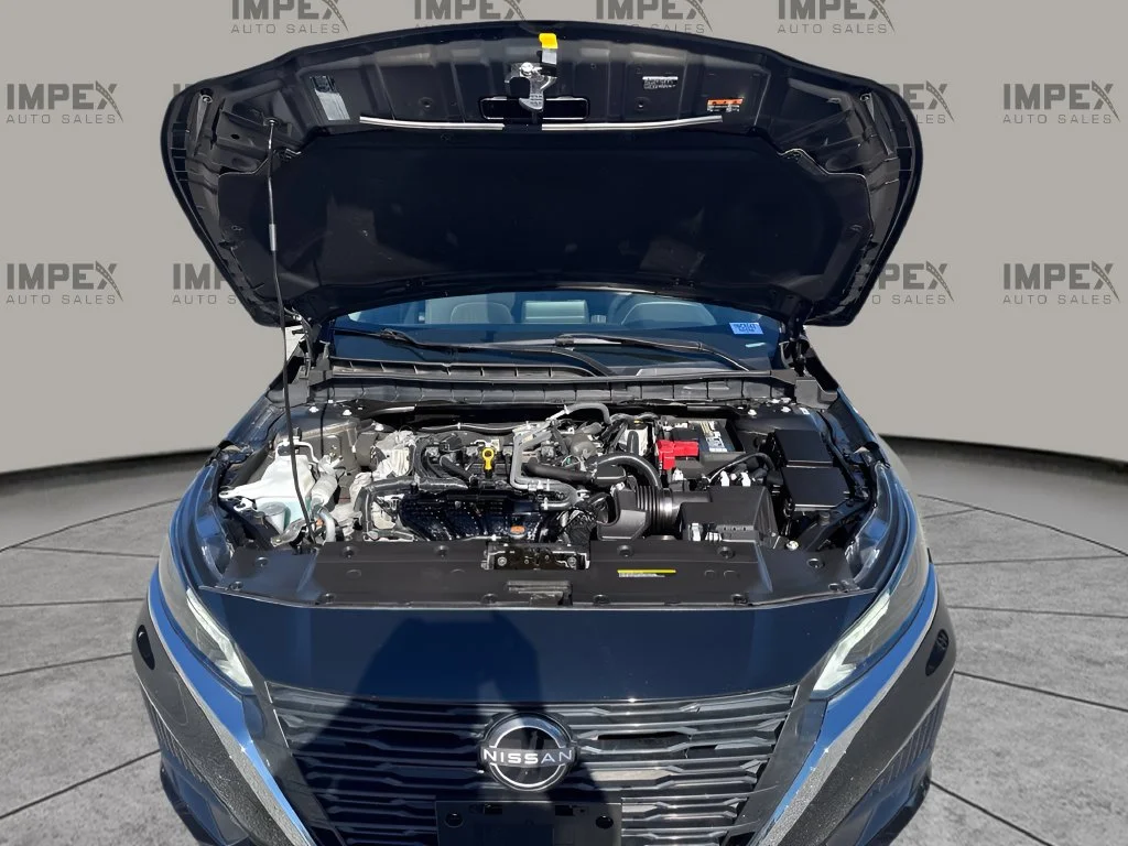 Used 2025 Black Nissan 2.5 SV image 31