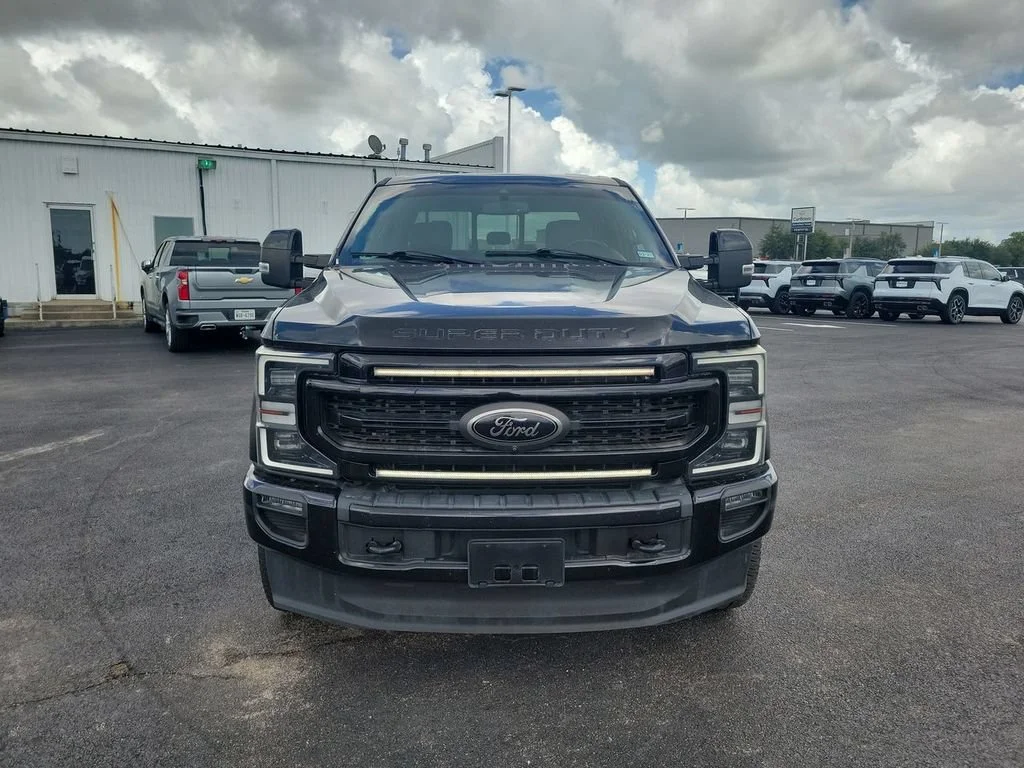 Used 2022 Black Ford LARIAT image 28