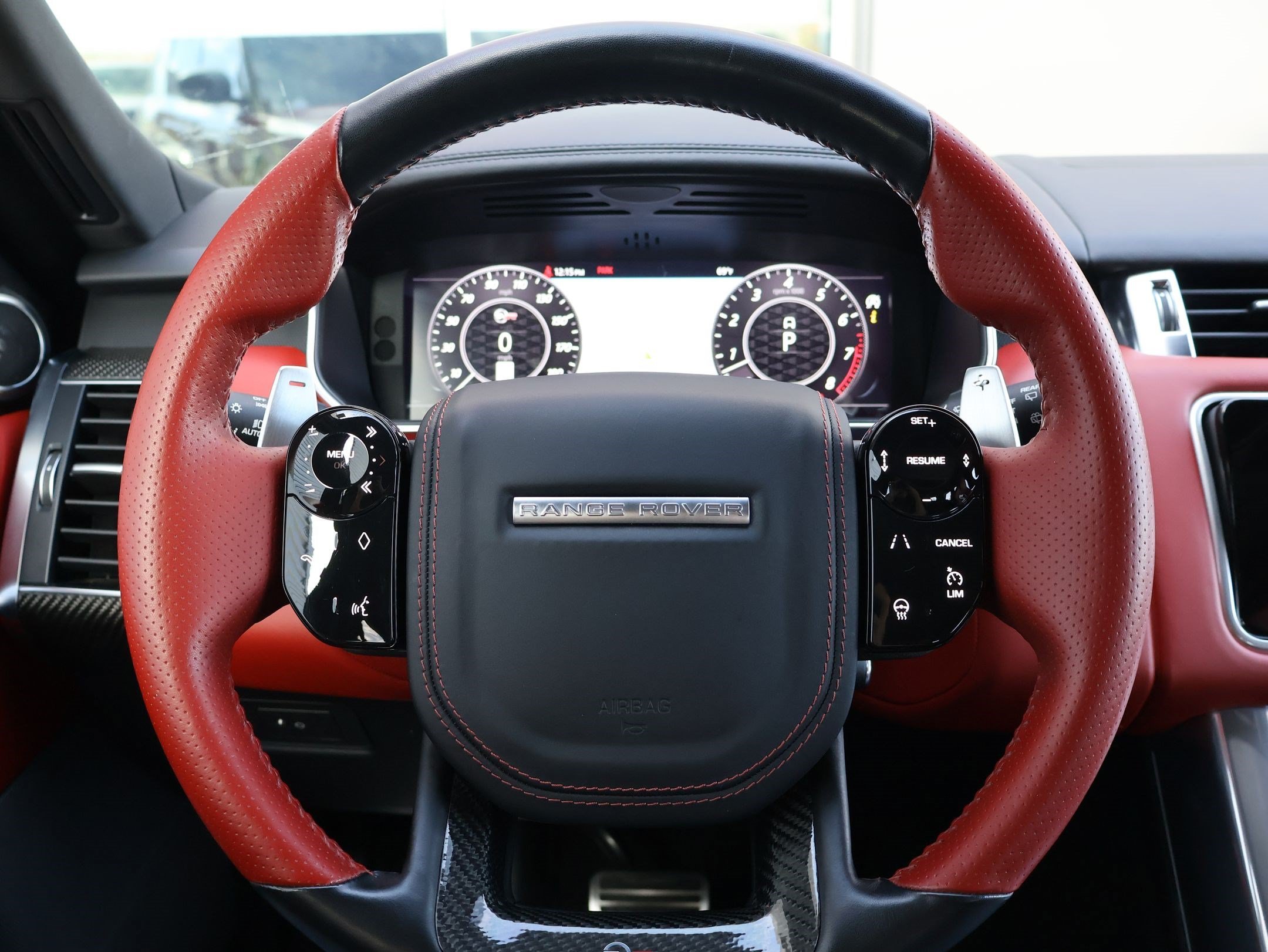 Used 2022 Firenze Red Metallic Land Rover SVR image 16