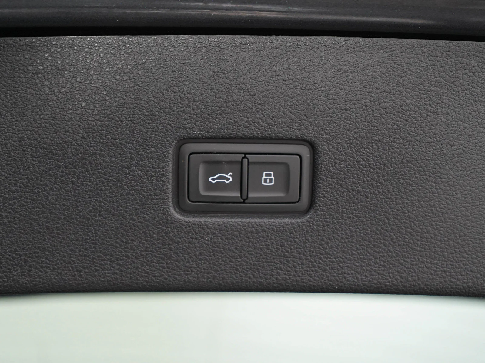 Used 2019 Daytona Gray Pearl Audi 3.0T Premium Plus image 17
