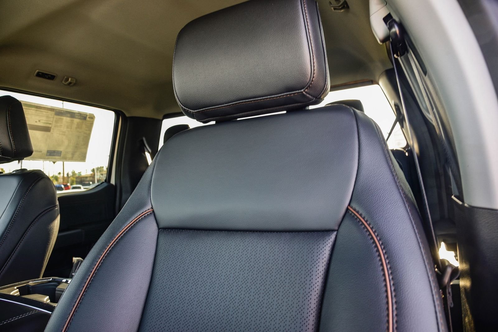 New 2026 Star White Metallic Tri-Coat Ford F-250® Lariat® image 22