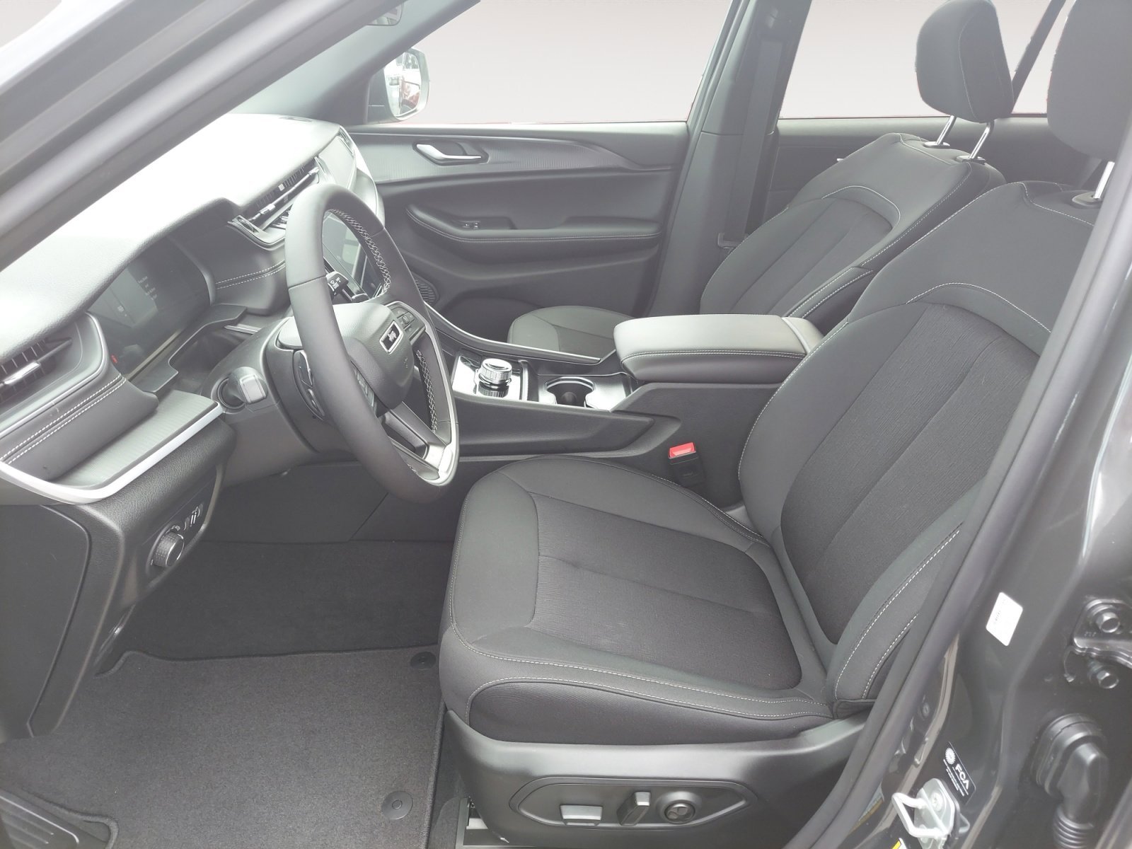 New 2026 Baltic Gray Metallic Clearcoat Jeep Laredo X image 22