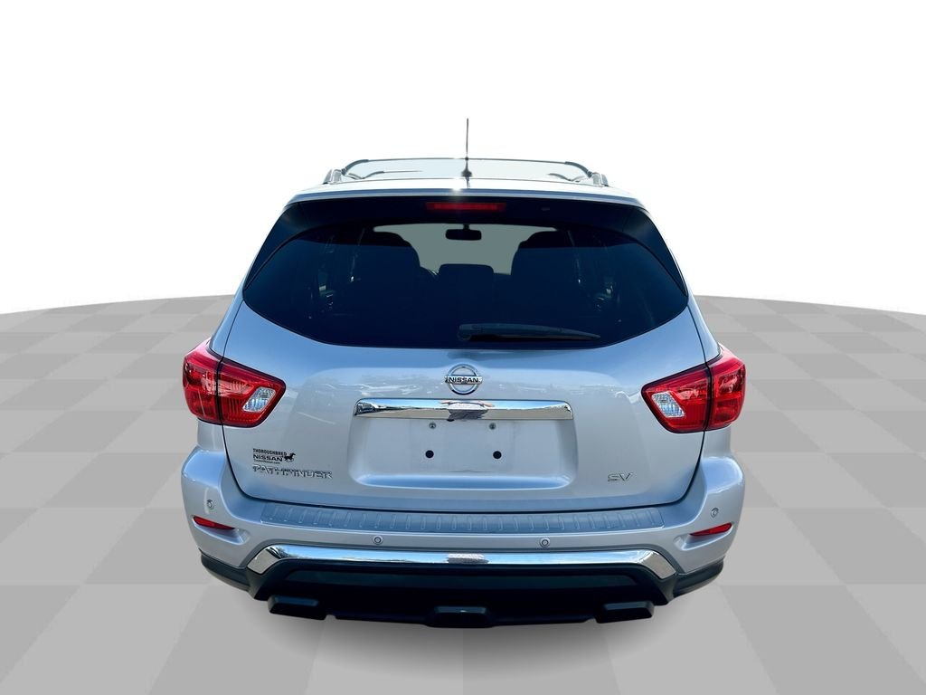 Used 2017 Silver Nissan SV image 22