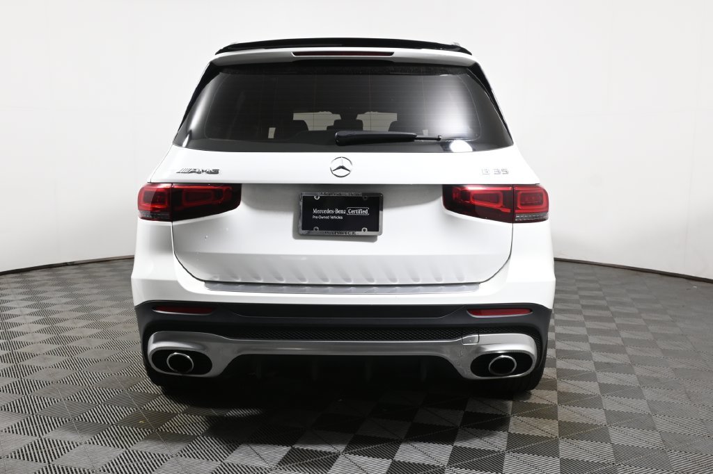 Used 2022  Mercedes-Benz GLB 35 AMG® image 10