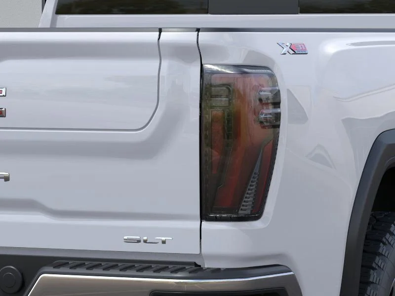 2025 GMC Sierra 2500HD SLT - Photo 11