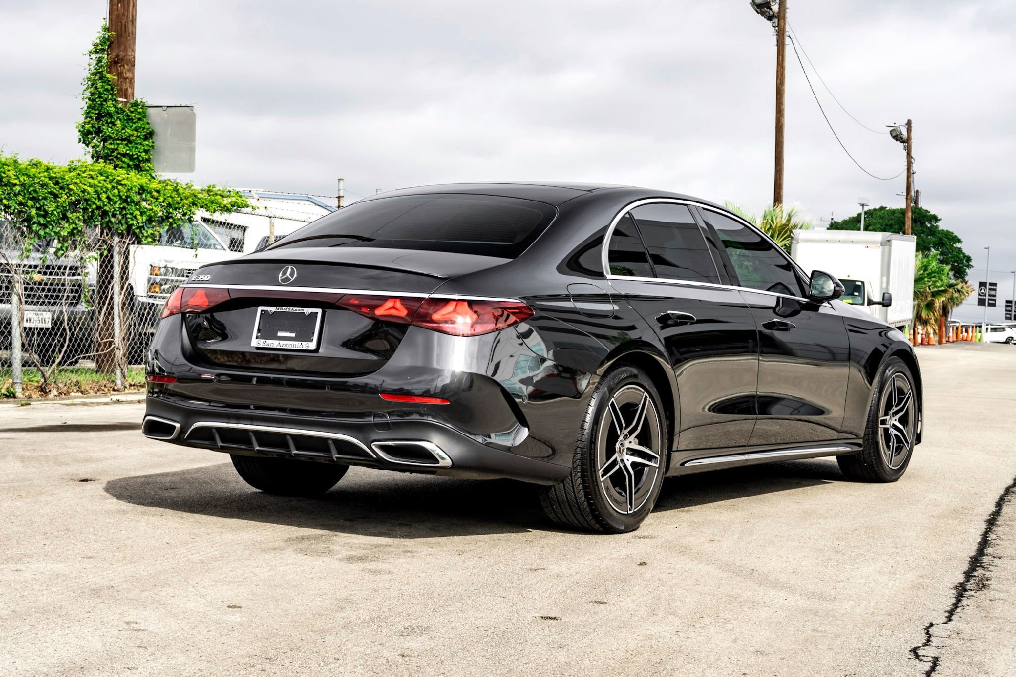 Used 2025 Graphite Mercedes-Benz E 350 image 5