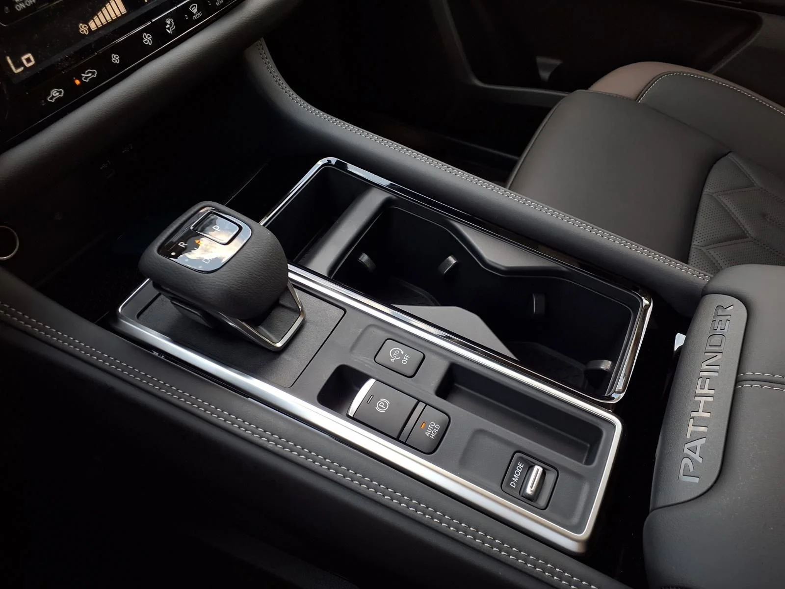 New 2026 Gray Nissan Platinum image 23