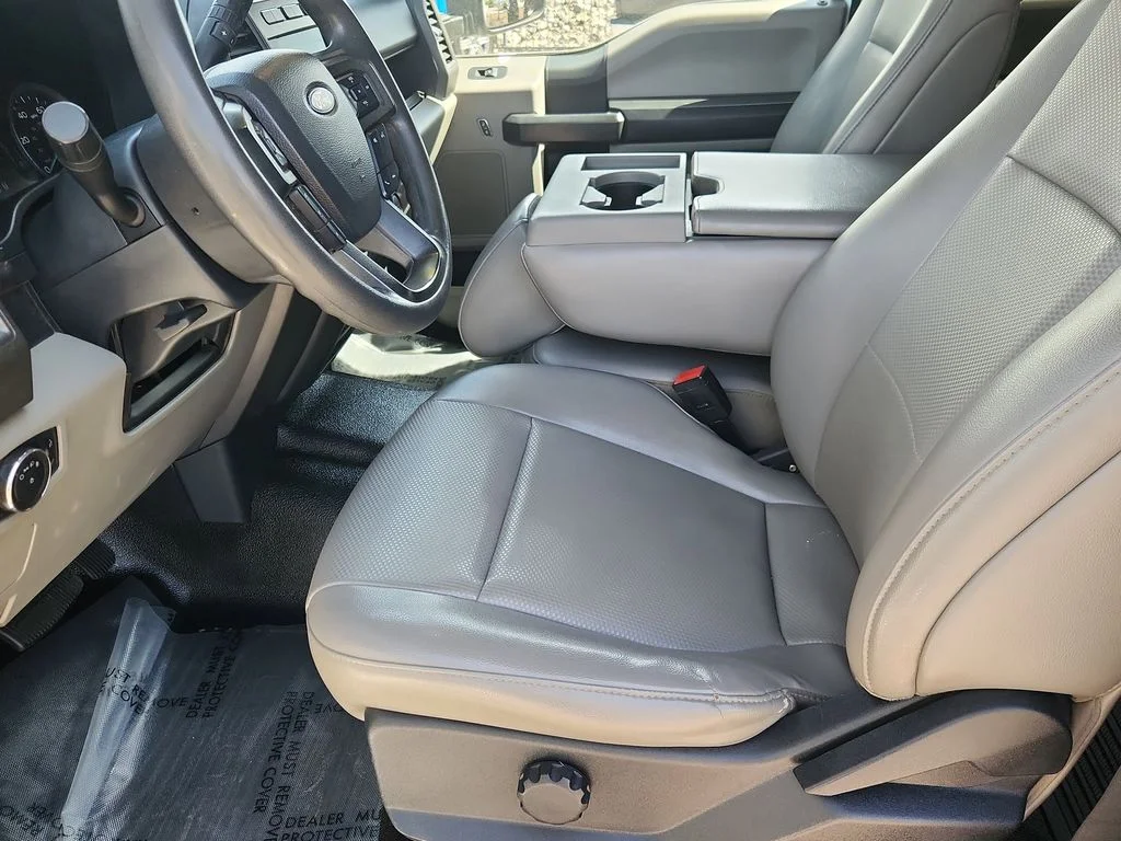 Used 2022 White Ford XL image 7