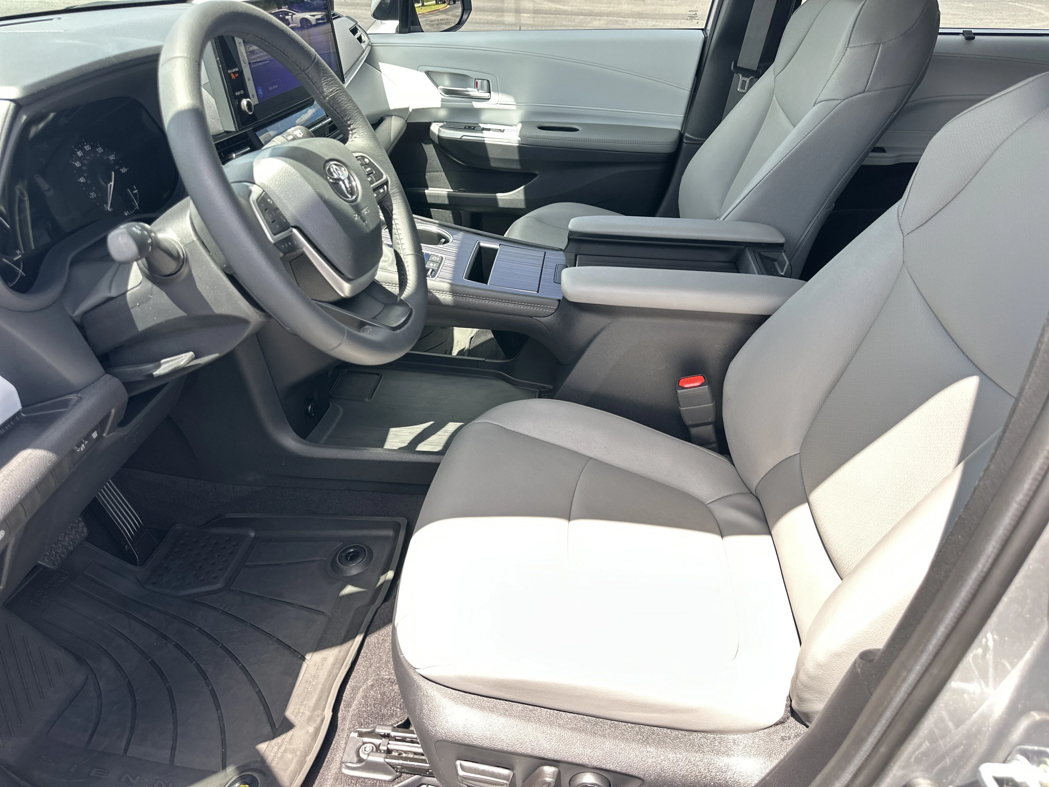 Certified Used 2025 Celestial Silver Metallic Toyota XLE 8-Passenger image 10