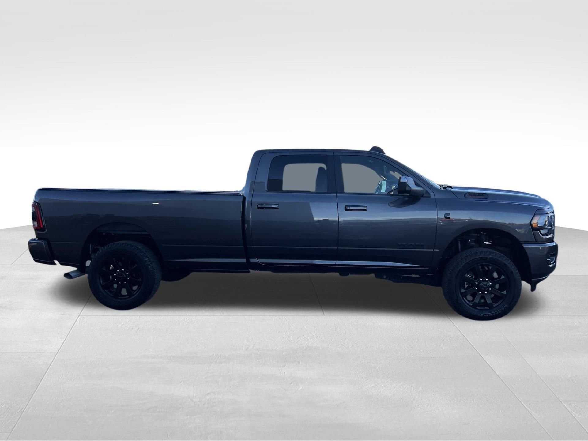 Used 2022 Gray Ram Big Horn image 4