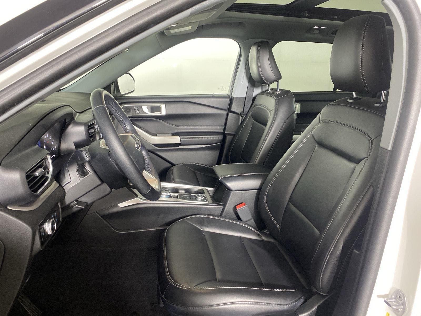 Used 2022 Star White Metallic Tri-Coat Ford XLT image 13