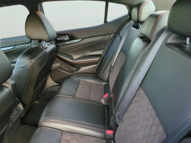 Used 2023 Gray Nissan SR image 16