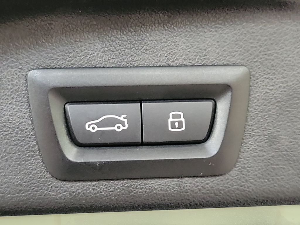 Certified Used 2024 Alpine White BMW sDrive40i image 31