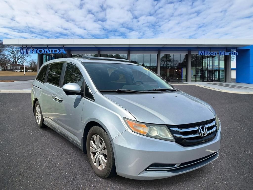 2015 Honda Odyssey EX-L with DVD Rear Entertainment System's photo
