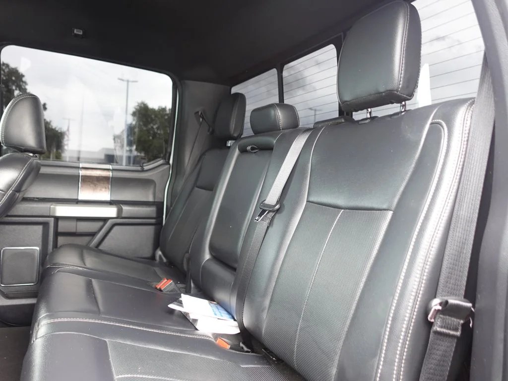 Used 2022 Oxford White Ford Lariat image 22
