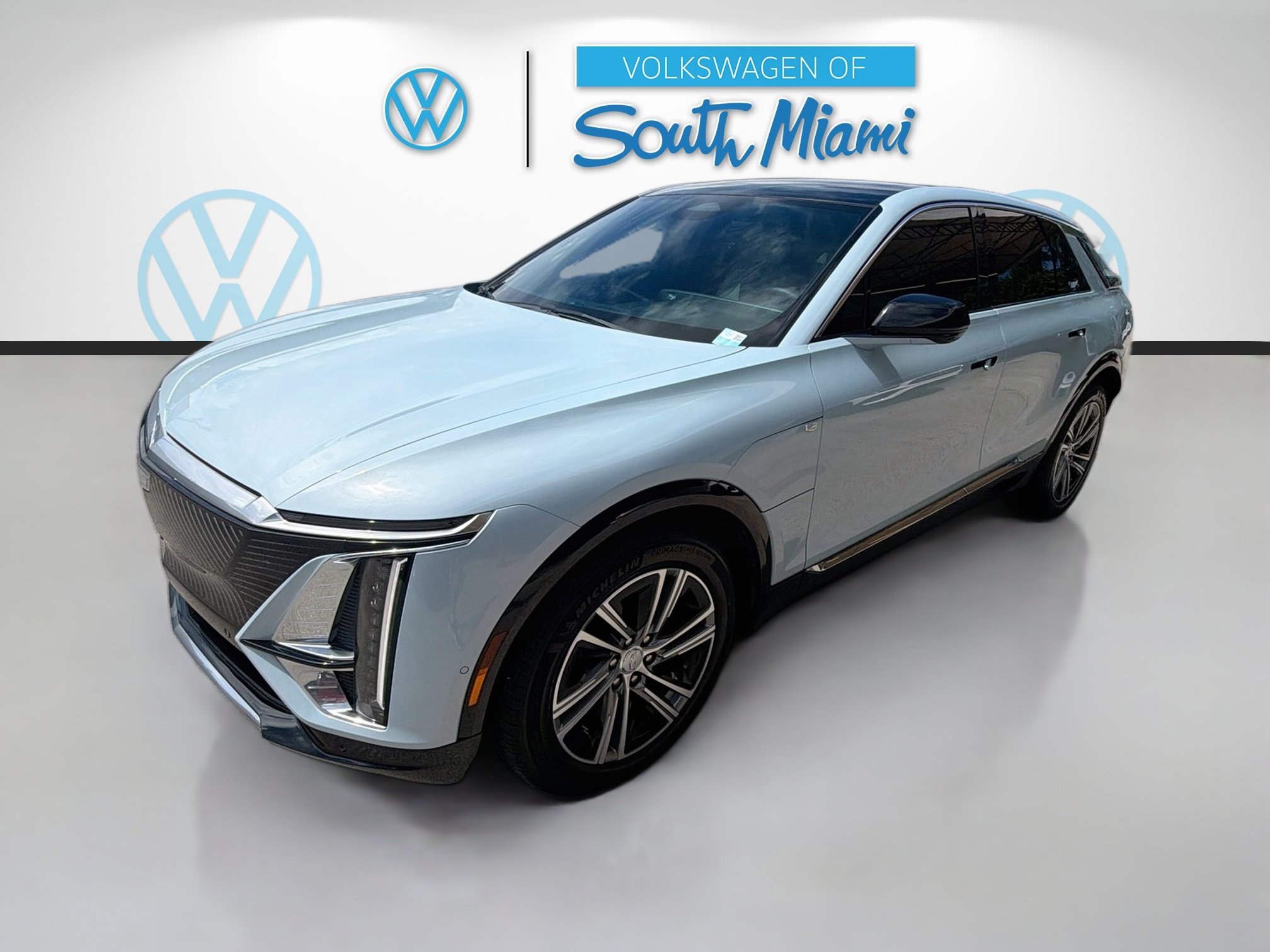 Used 2024 Cadillac LYRIQ Luxury 1 with VIN 1GYKPPRL2RZ133307 for sale in Miami, FL