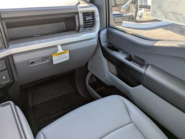 2026 Ford F-350 Super Duty Chassis Cab XL - Photo 17