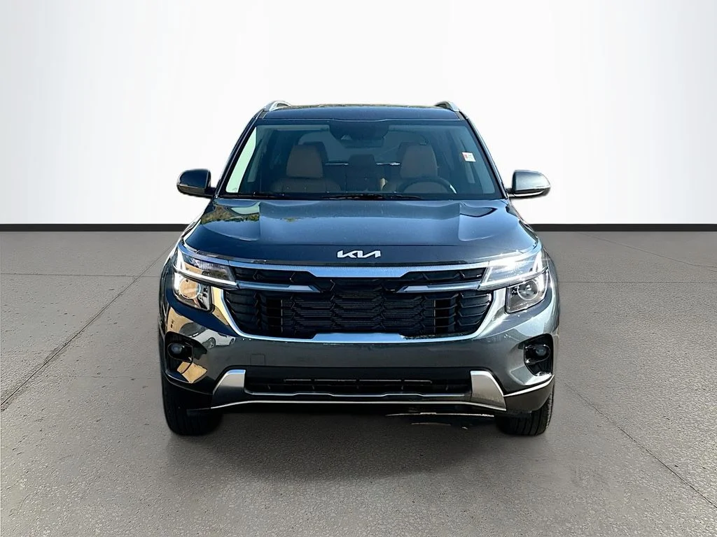 New 2026 Gravity Gray Kia EX image 2