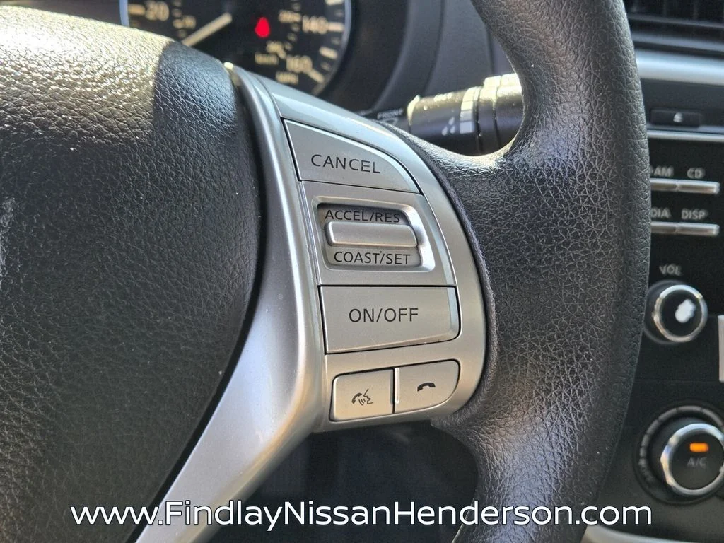 Used 2016 Black Nissan 2.5 S image 23