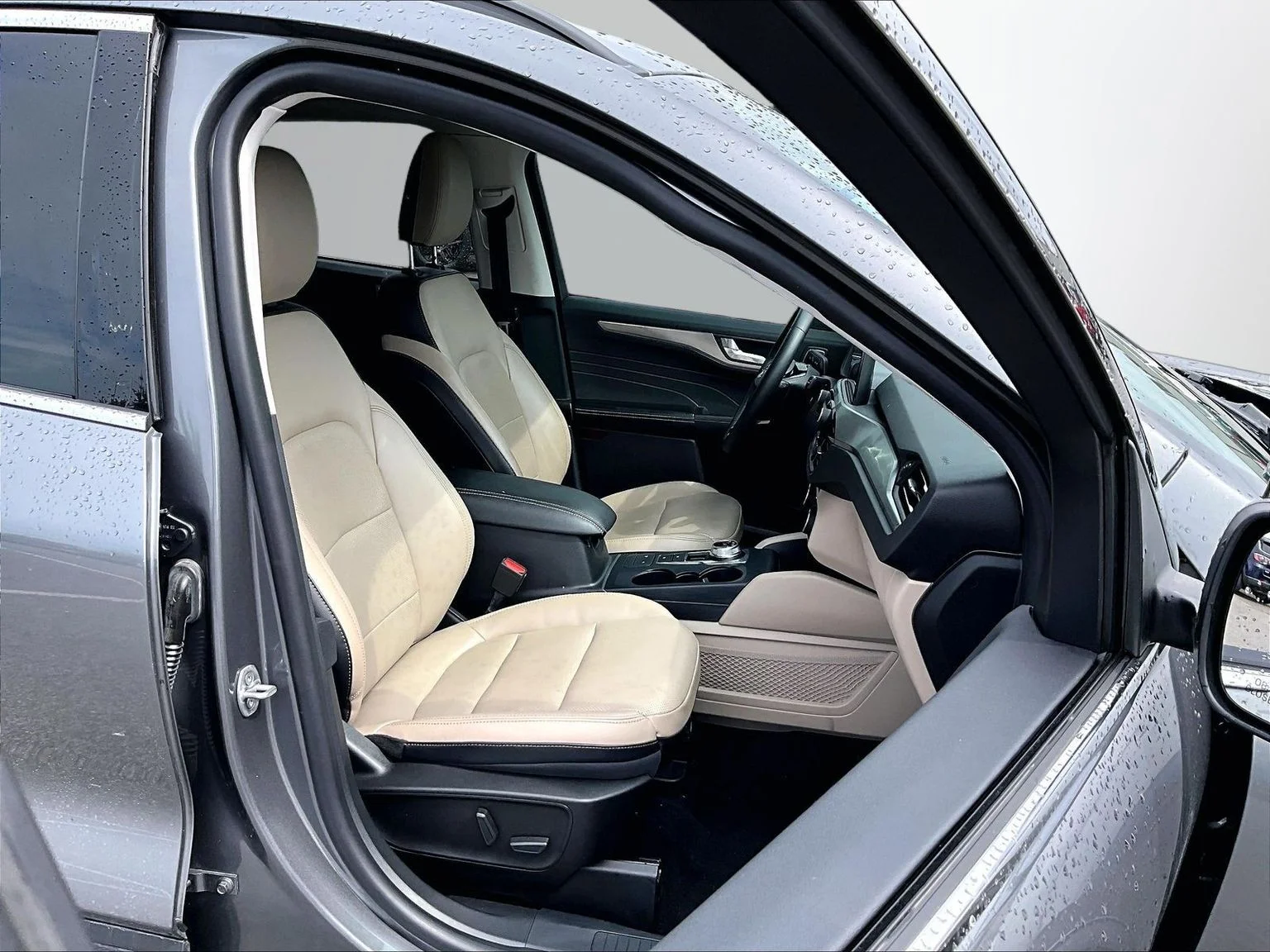 Used 2022 Gray Ford Titanium image 8