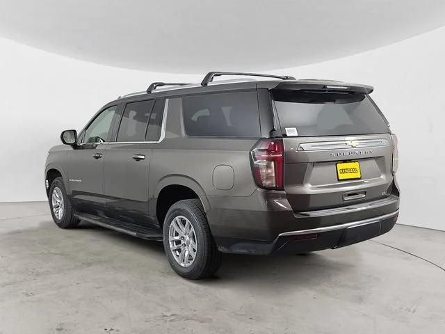 Used 2021 GRAYWOOD METALLIC Chevrolet LT image 3