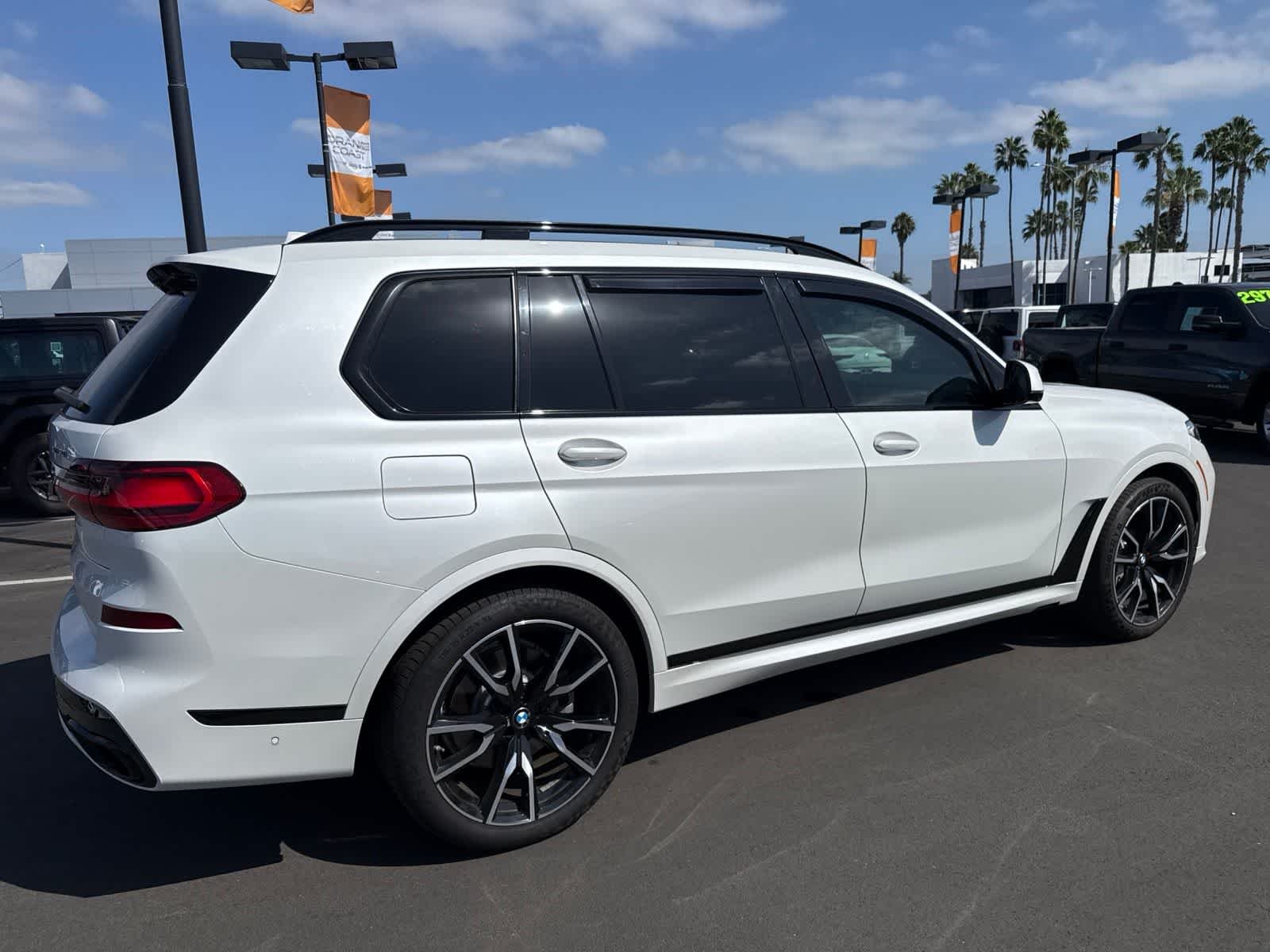 Used 2019 Mineral White Metallic BMW xDrive50i image 12