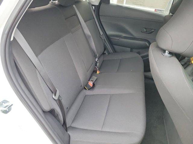 2025 Hyundai Kona EV SEL - Photo 18