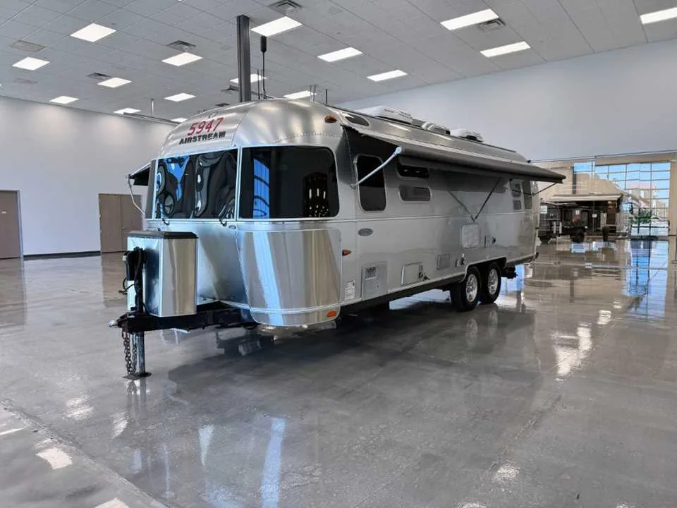 Used 2015  AIRSTREAM  image 12