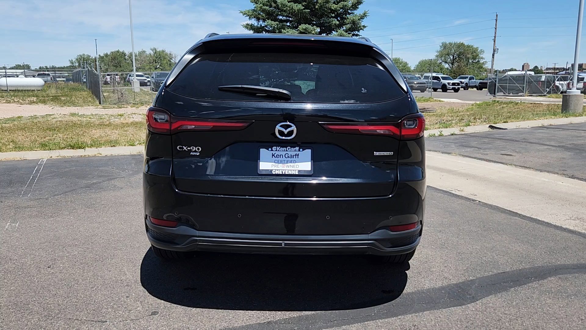 Used 2025 Jet Black Mica Mazda Preferred Package image 22