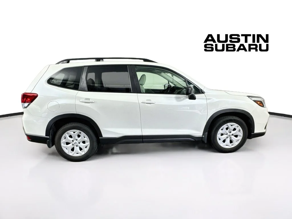 Used 2020 White Subaru Base image 8
