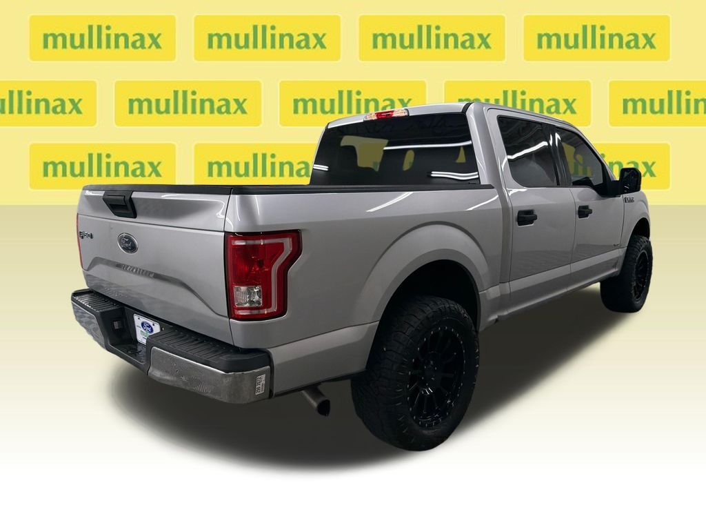 Used 2017 Silver Ford XLT image 5