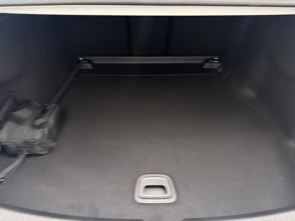 New 2026 White Mercedes-Benz C 300 image 22