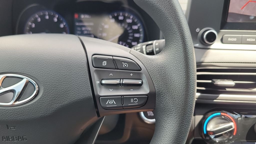 2023 Hyundai Kona SEL - Photo 23