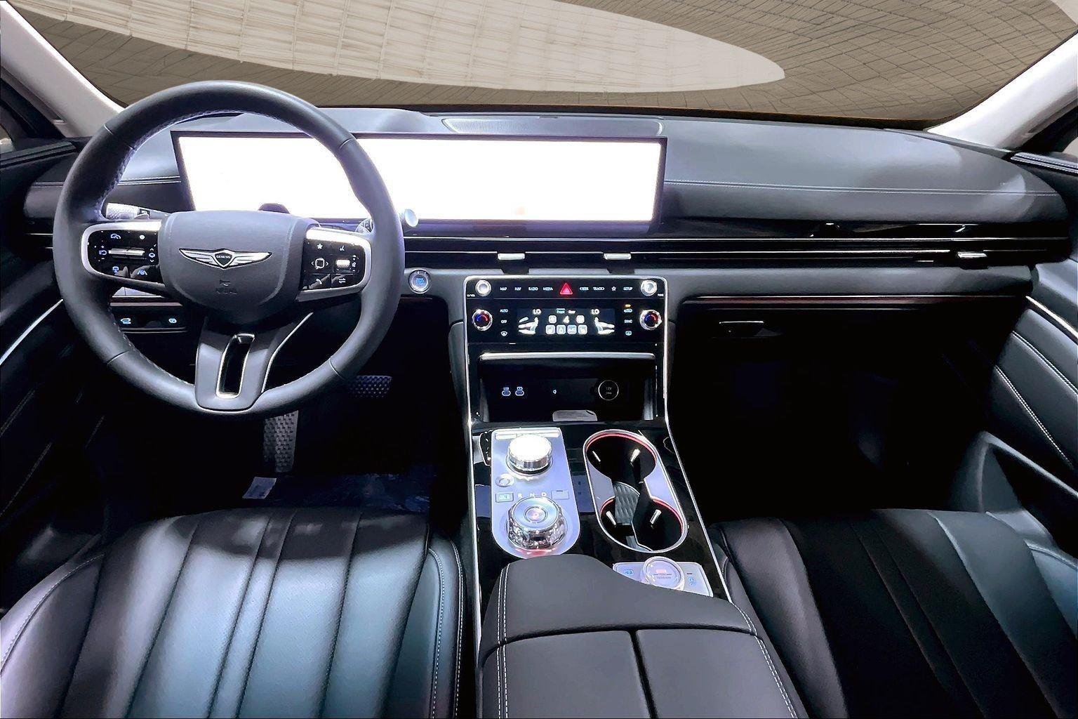 New 2026 Uyuni White Genesis 2.5T image 6