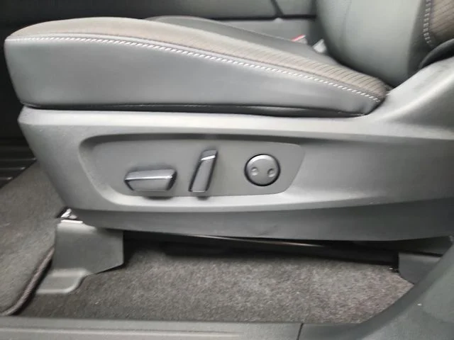 New 2026 Gray Nissan SL image 20
