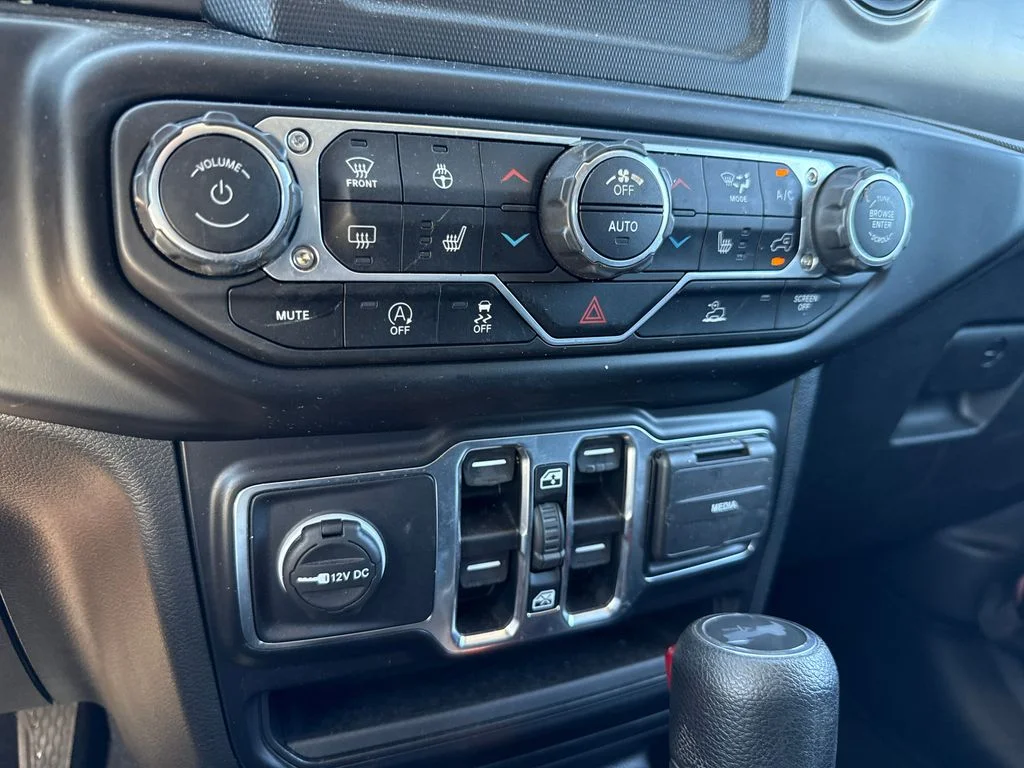 Used 2022 Red Jeep Unlimited Sport S image 19