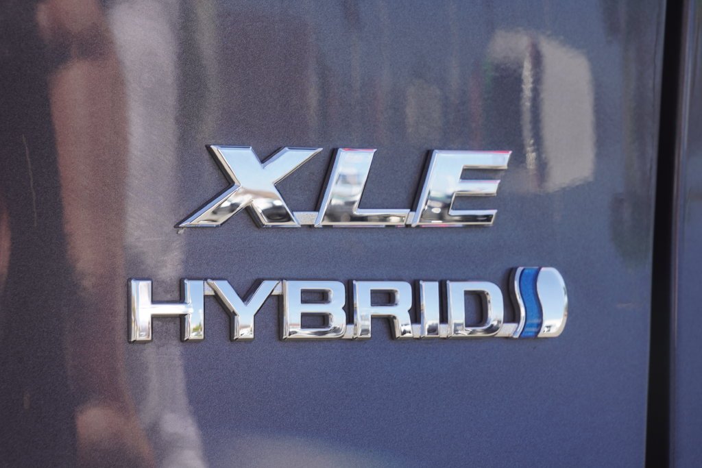 Used 2023 Gray Toyota XLE image 14