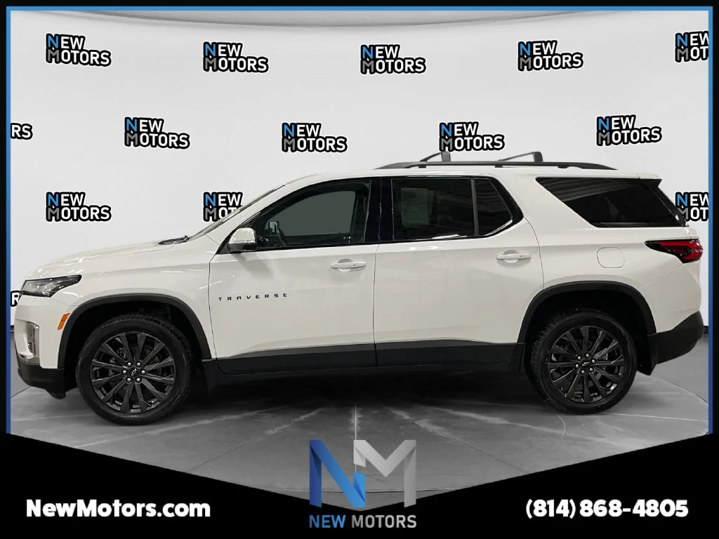 Used 2023 Summit White Chevrolet RS image 2