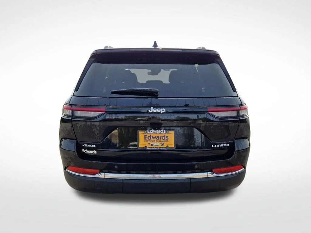 Used 2024 Black Jeep Laredo X image 4