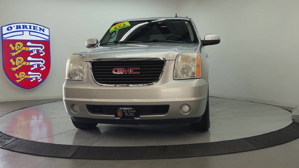 Used 2011 Pure Silver Metallic GMC SLE image 9