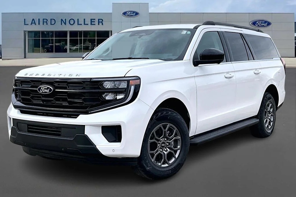 2025 Ford Expedition Active MAX 4x4's photo